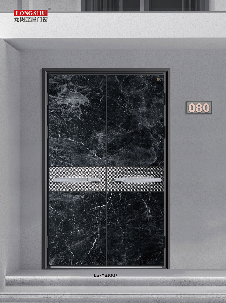 今年会精雕铸铝门，今年会整屋门窗，今年会入户门